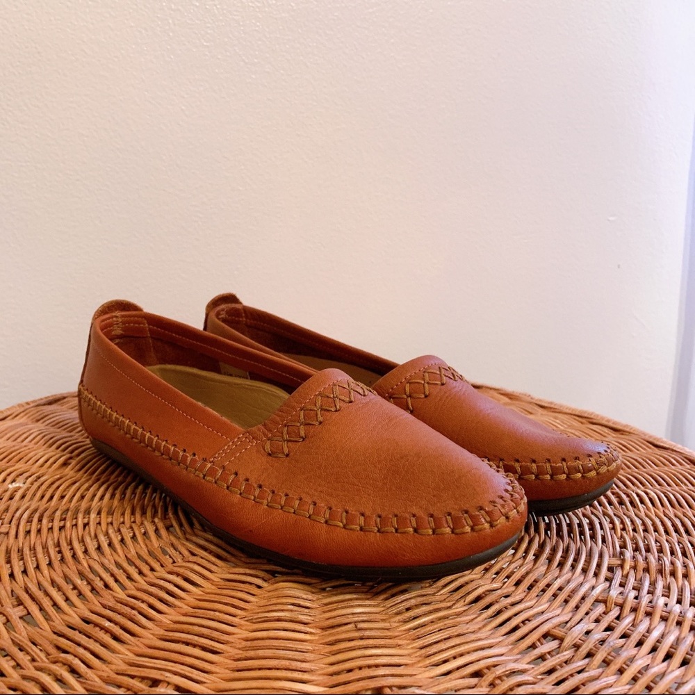Brown Hush Puppies Women’s Flats